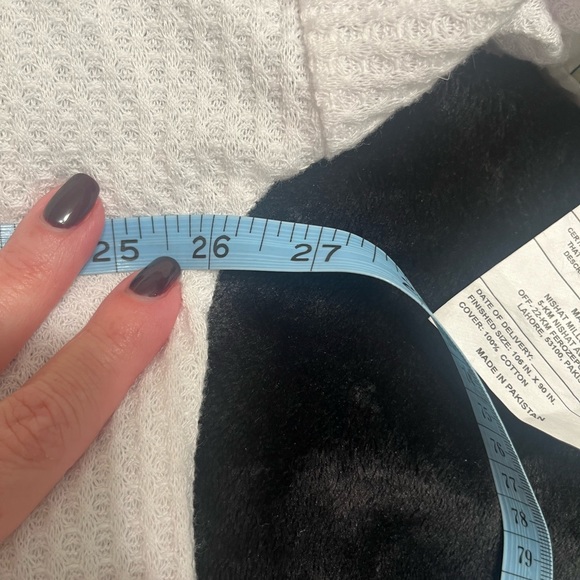 White button front top Tommy Hilfiger SZ L Thermal texture v neck long s… - Picture 10 of 12